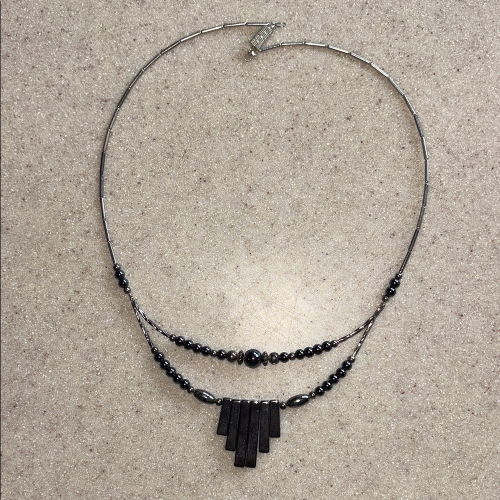 Elegant Black Beaded Necklace Hematite and silver